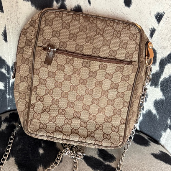 GUCCI GG Monogram Khaki Crossbody - Picture 1 of 16